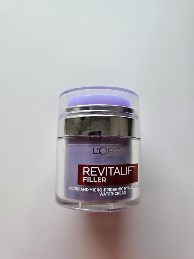 krem z kwasem hialuronowym L'Oreal revitalift filler