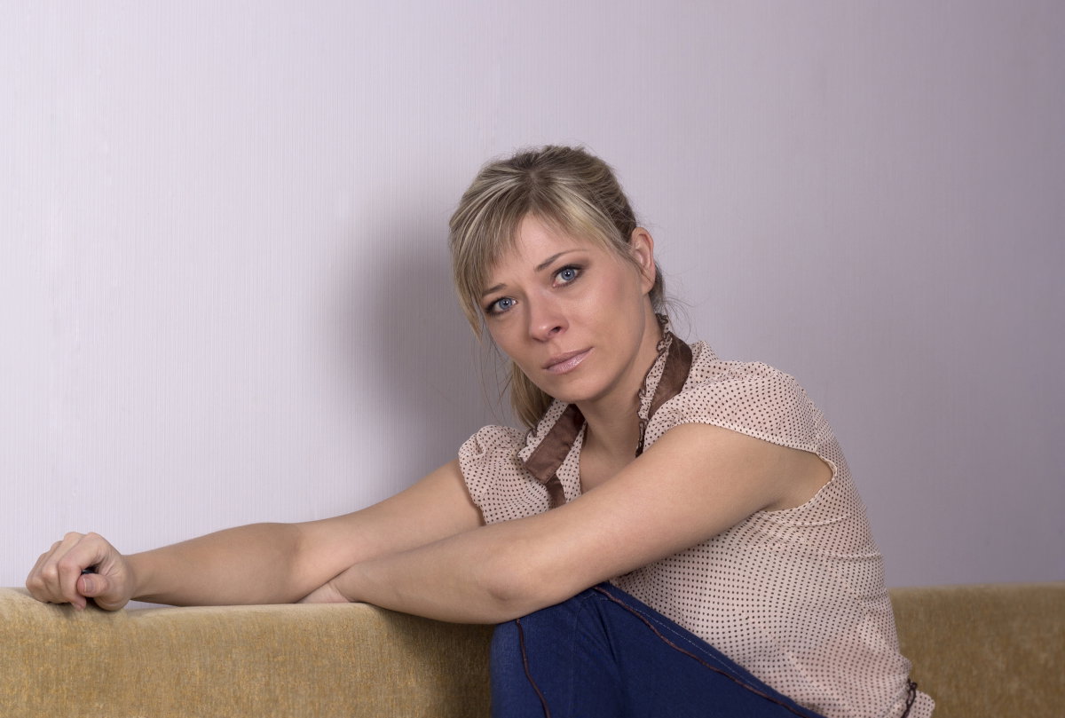 zmartwiona kobieta