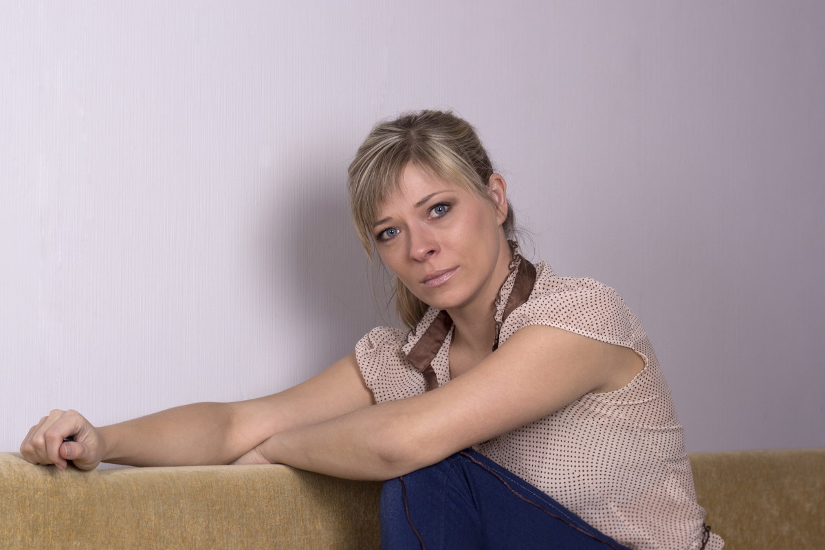 zmartwiona kobieta