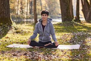 joga w lesie