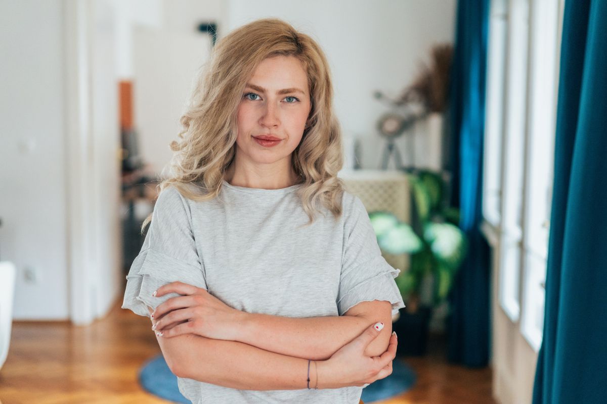 pewna siebie kobieta