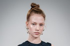 Modelka w czasie pokazu