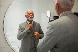 elegancki mężczyzna