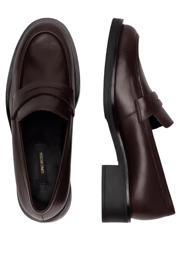 Czekoladowe skórzane loafersy z CCC