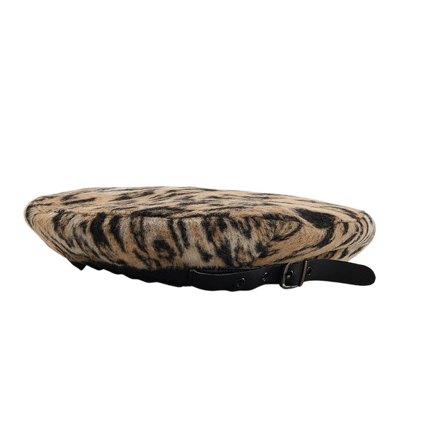 Beret w panterkę