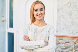 pewna siebie kobieta
