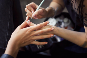 Modern retro nails