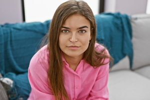 zaskoczona kobieta