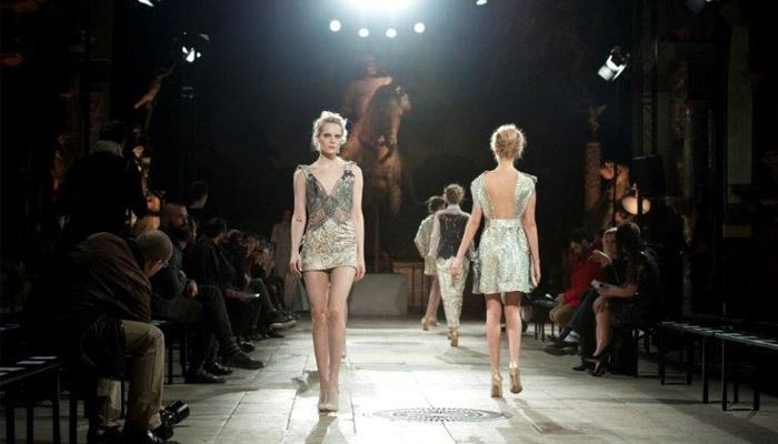 Gosia Baczyńska na Paris Fashion Week - Pokaz Mody - Trendy jesień-zima 2014/2015