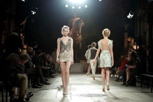 Gosia Baczyńska na Paris Fashion Week - Pokaz Mody - Trendy jesień-zima 2014/2015