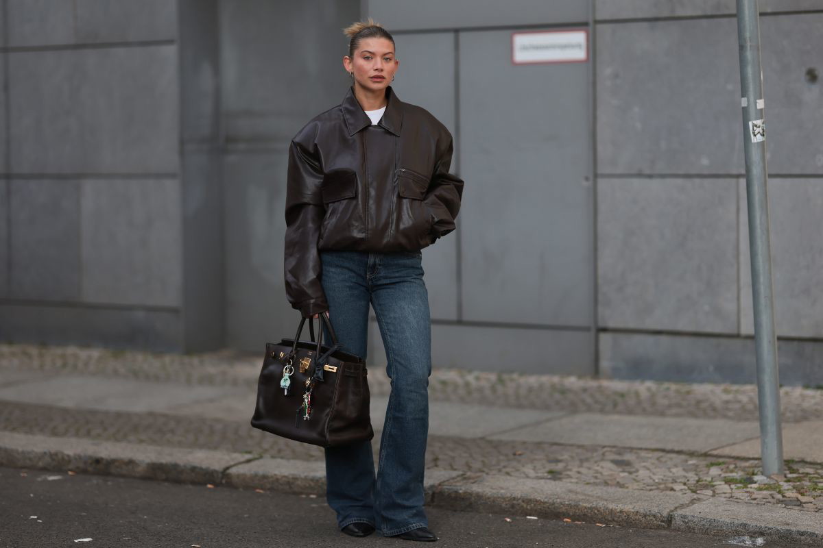 Kobieta w jeansach