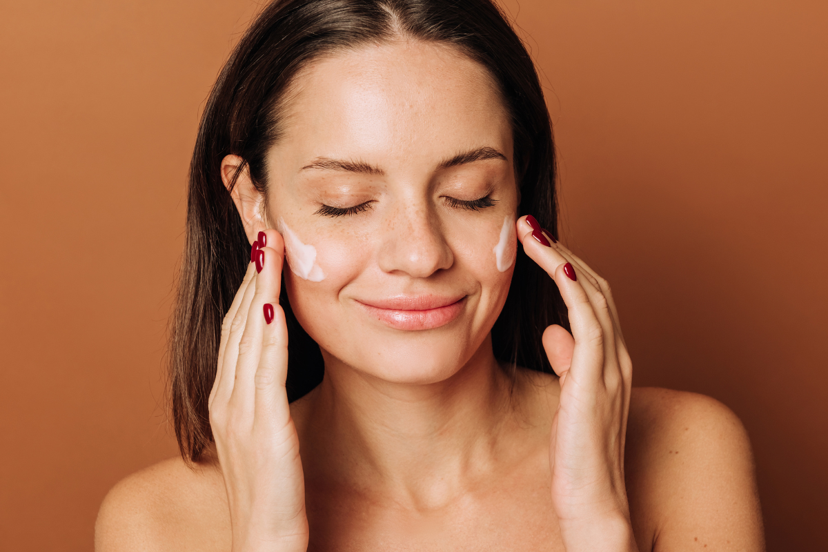Neutrogena Curcuma Clear – krem z kurkumą do skóry wrażliwej