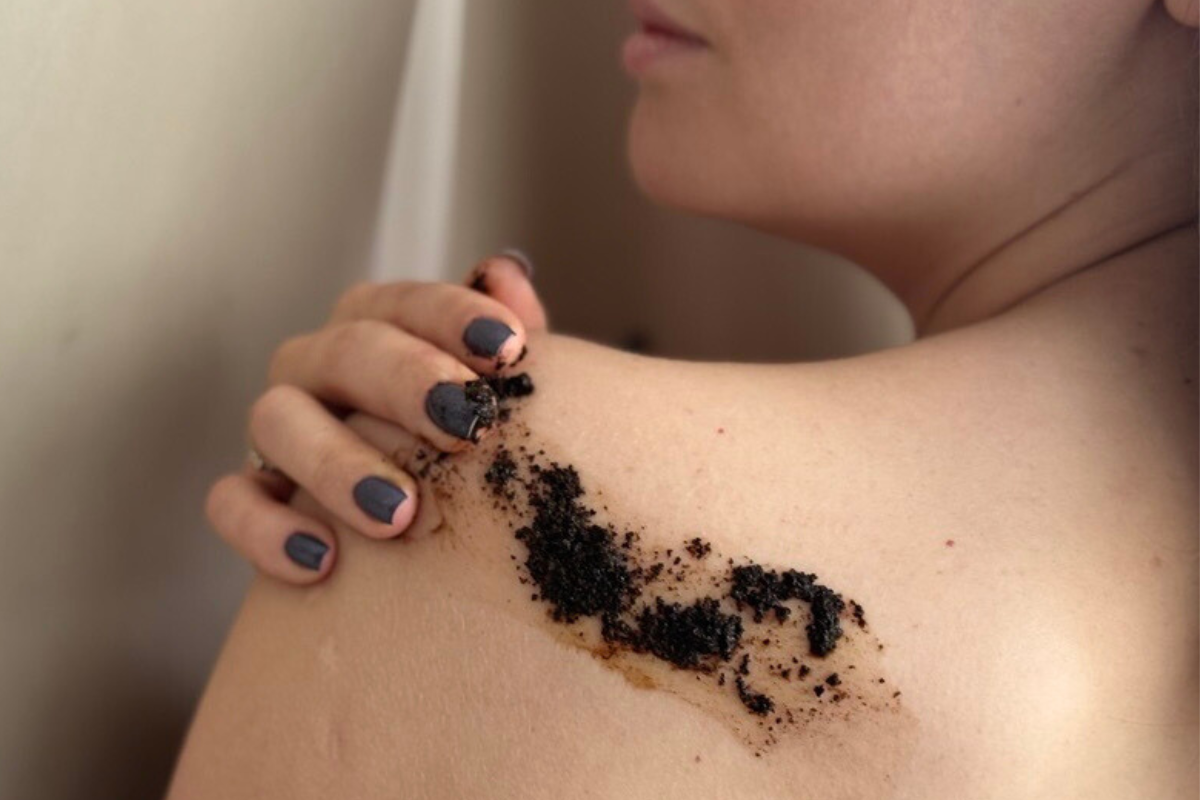Testuję peeling kawowy do ciała z 2 składników