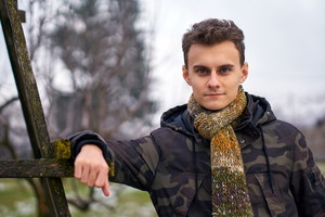 młody mężczyzna