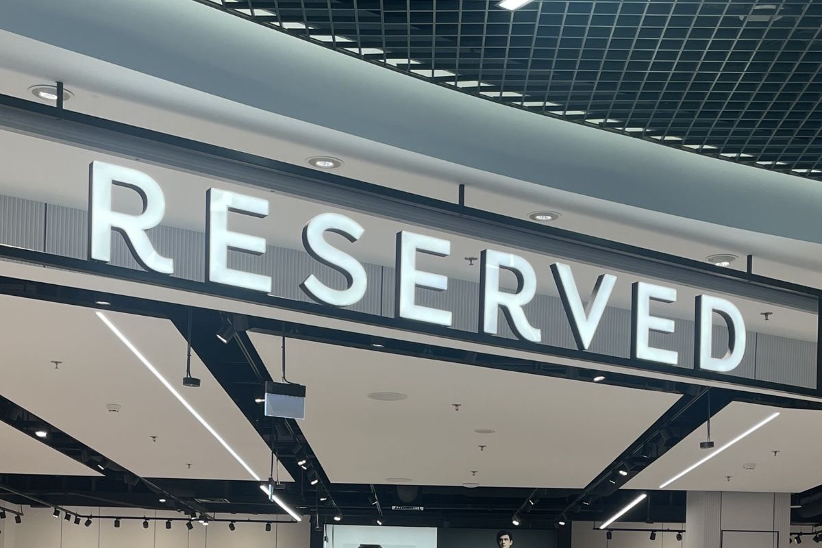 Moherowy sweter Reserved