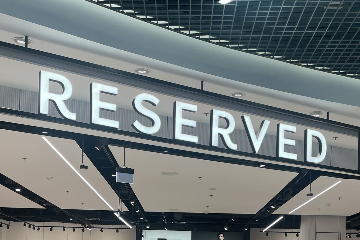 Moherowy sweter Reserved