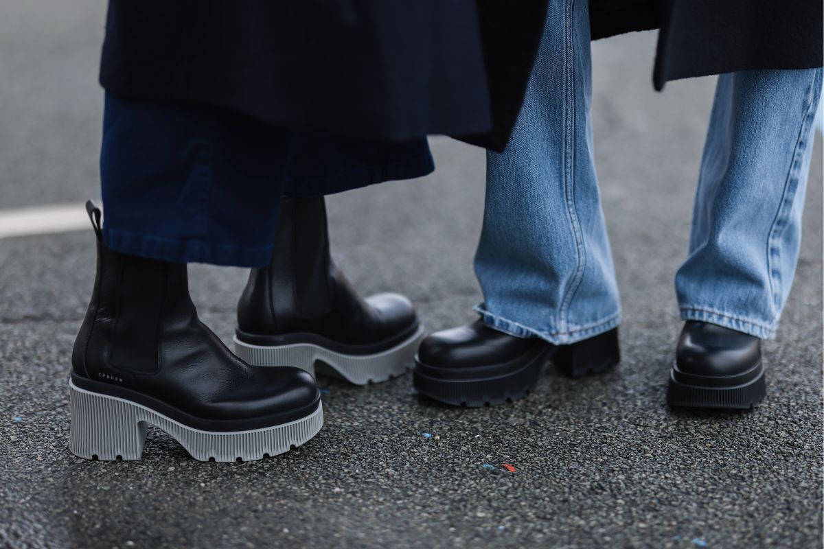 Futuristic chelsea boots z Born2Be