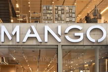 Karmelowy garnitur z Mango