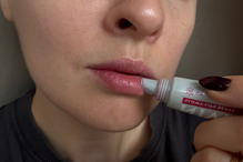 Testuję nowy balsam do ust Nivea. Glowy lips to nie koniec efektów