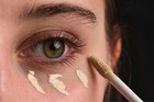 Korektor Eveline Cosmetics z Rossmanna