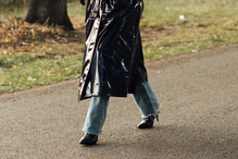 Ragged Flare Jeans z Zary jak z 2026 - ideał na wiosnę 2026
