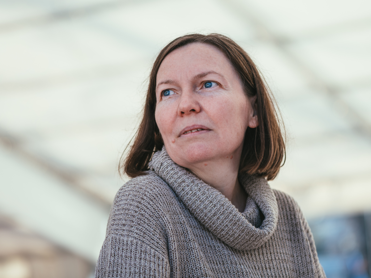 zmartwiona kobieta