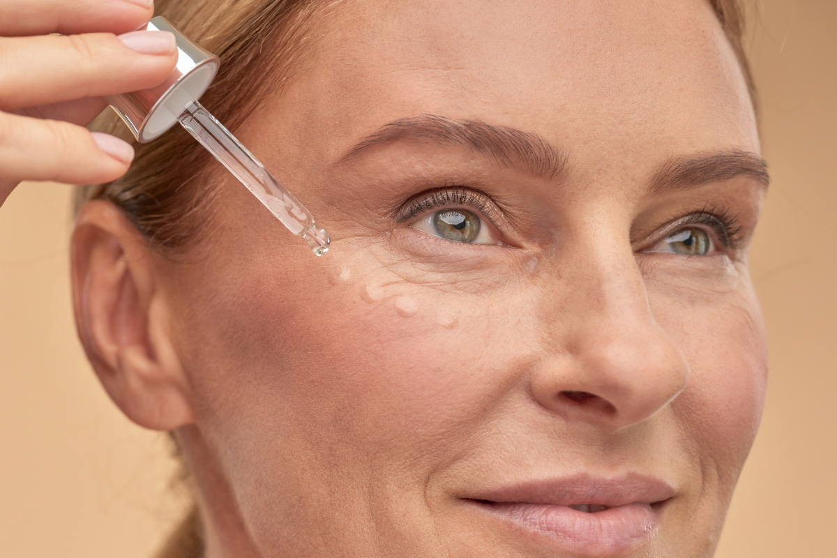 Serum pod oczy Perfecta na zmarszczki i kurze łapki efekt velvet skin