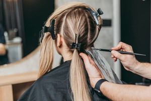 Koloryzacja born blonde
