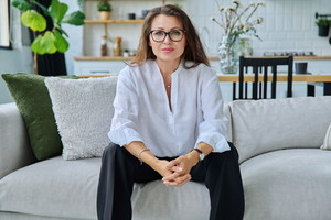 kobieta w domu