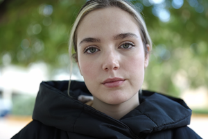 smutna dziewczyna