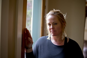 smutna kobieta