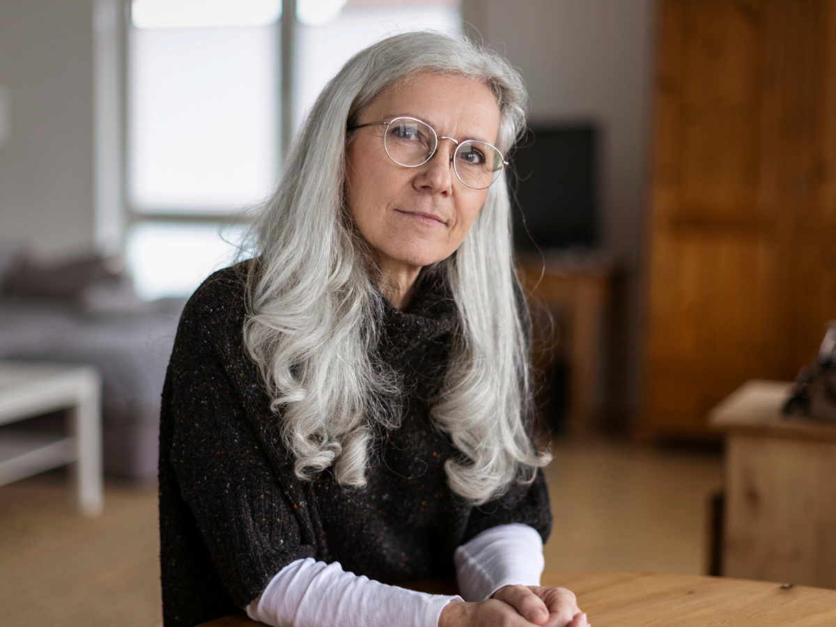 zmartwiona kobieta