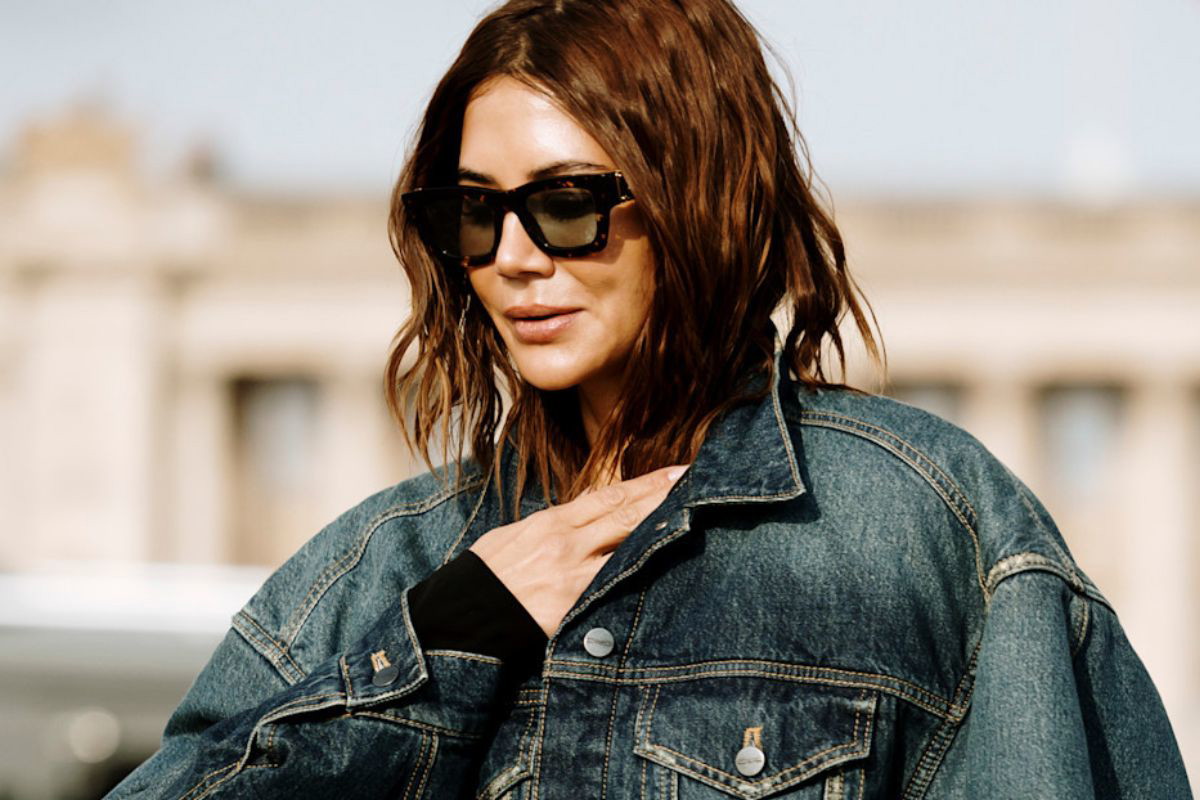 Jak nosić denim jacket wiosną?