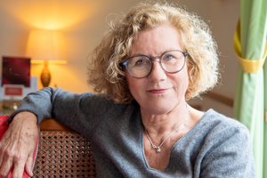 pewna siebie kobieta