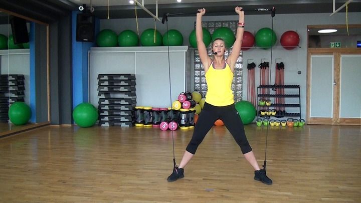 Trening gymstick - ćwiczenia na barki
