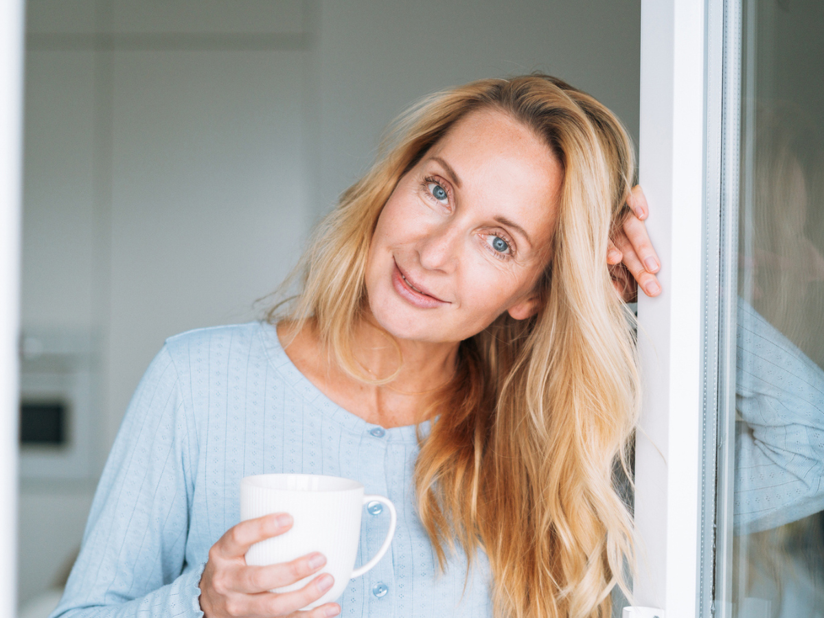 pewna siebie kobieta