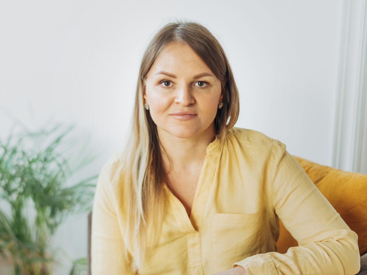 poważna kobieta