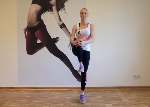 Rozgrzewka przed treningiem - najlepsze propozycje - Justyna Trzmiel