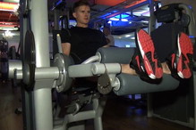 Maszyna Leg Curl - jak poprawnie ćwiczyć na siłowni