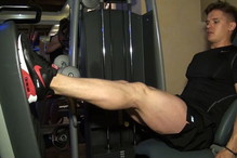 Maszyna Leg Press - jak poprawnie ćwiczyć na siłowni