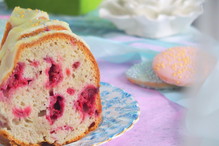 Babka z malinami