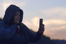 Siła – film dokumentalny pokazujący życie osób cierpiących na schizofrenię