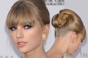 fryzury 2013, fryzura Taylor Swift