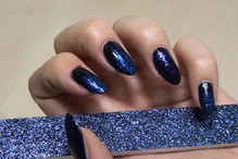 Manicure brokatowy krok po kroku