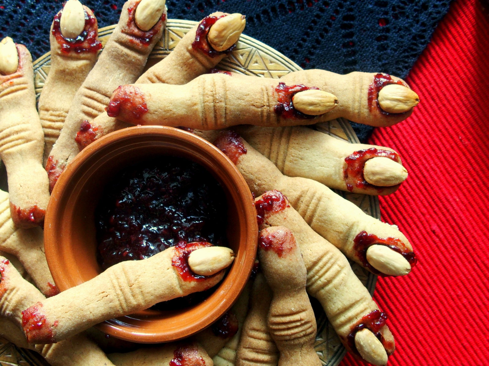 Paluchy wiedżmy na Halloween