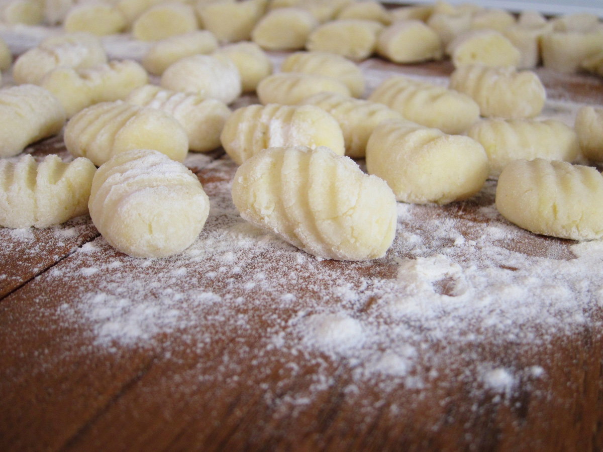 gnocchi przepis video, jak zrobić gnocchi, przepis na włoskie kopytka