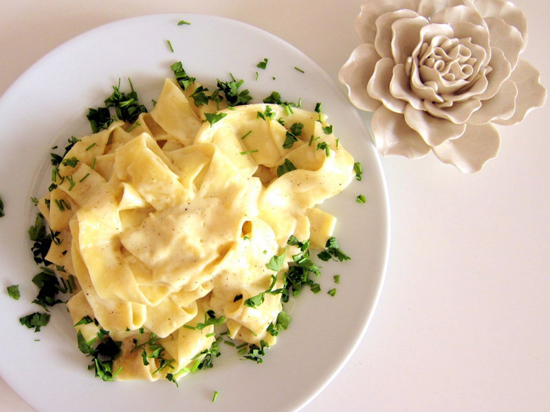 Makaron al alfredo - kuchnia włoska