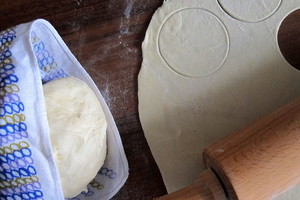 jak zrobić ciasto na pierogi, ciasto na pierogi przepis, przepis na ciasto na pierogi