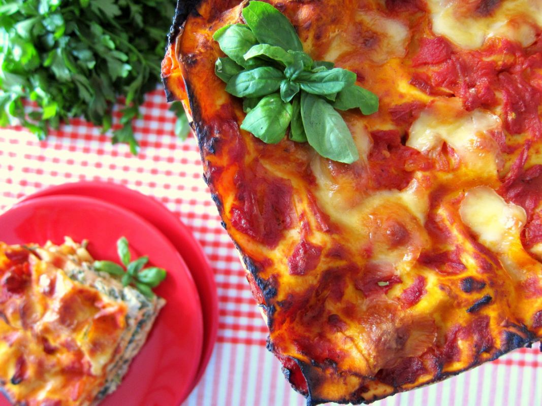 lasagne ze szpinakiem przepis video, lazania ze szpinakiem przepis, jak zrobić lasagne ze szpinakiem