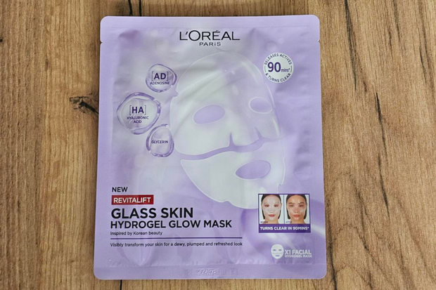 Maseczka do twarzy L'Oreal Paris Revitalift Filler Glass Skin
